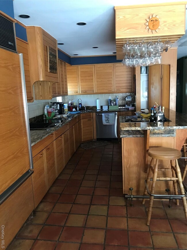 750 Lido Blvd in Lido Beach, NY - Foto de edificio - Building Photo