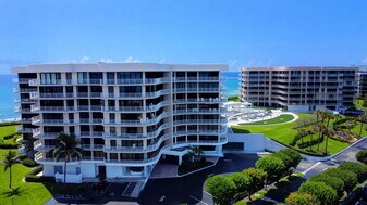 3400 S Ocean Blvd in Palm Beach, FL - Building Photo
