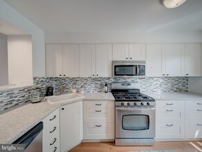 3022 Kings Village Rd in Alexandria, VA - Building Photo - Building Photo