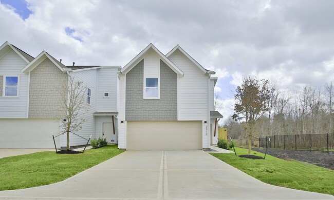 property at 2710 Discovery trails ct
