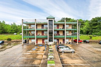 5113 Highway 58 in Chattanooga, TN - Building Photo - Building Photo