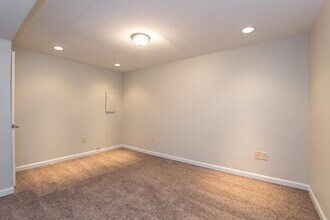 18 Black Water Dr in White, GA - Building Photo - Building Photo