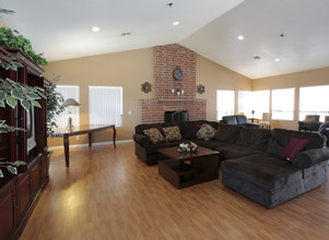 Summerridge in Victorville, CA - Building Photo - Interior Photo