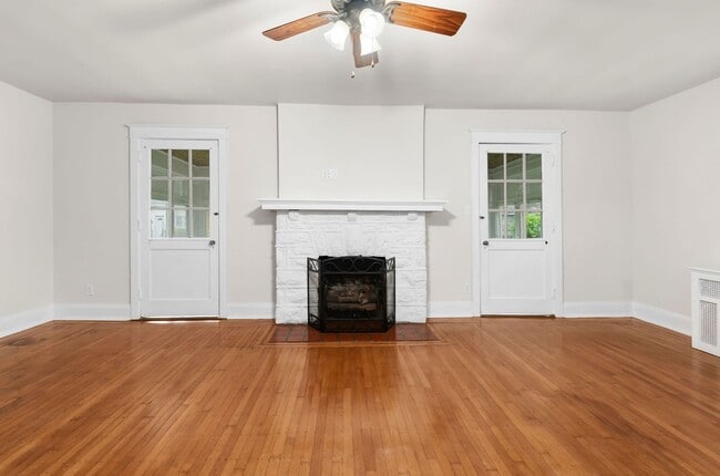 7765 Wayne Ave in Upper Darby, PA - Building Photo - Building Photo