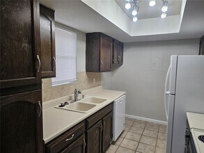 4371 Aqua Vista Dr in Orlando, FL - Building Photo - Building Photo