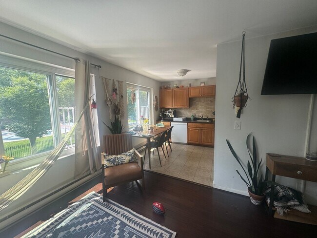 128 Marginal St in Boston, MA - Building Photo - Building Photo