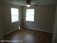 1308 Mallard Dr photo'