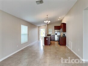 10026 RoseMary Leaf Ln in Riverview, FL - Building Photo - Building Photo