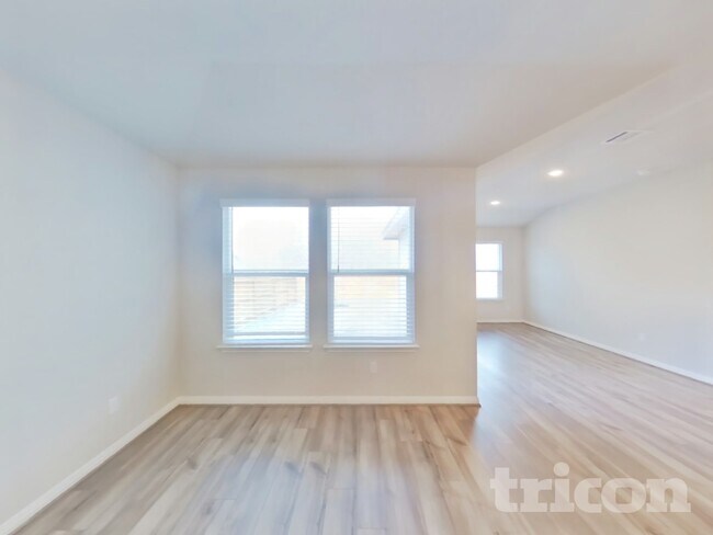 13523 Emerson Wy, Unit 2313 in Saint Hedwig, TX - Foto de edificio - Building Photo