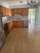 134 Huntington Rd in Delafield, WI - Building Photo - Building Photo
