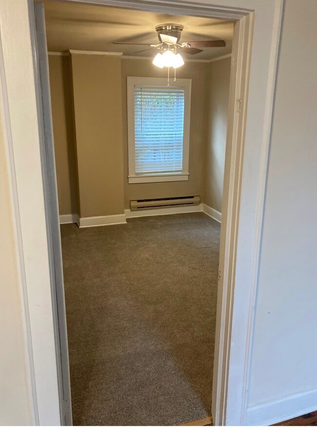 100 E Fearing St, Unit Unit 1 in Elizabeth City, NC - Building Photo - Building Photo