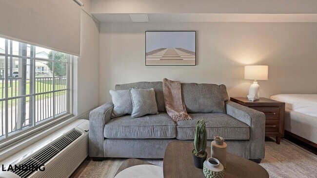 5772 Old Hickory Blvd, Unit 204 in Nashville, TN - Building Photo - Building Photo