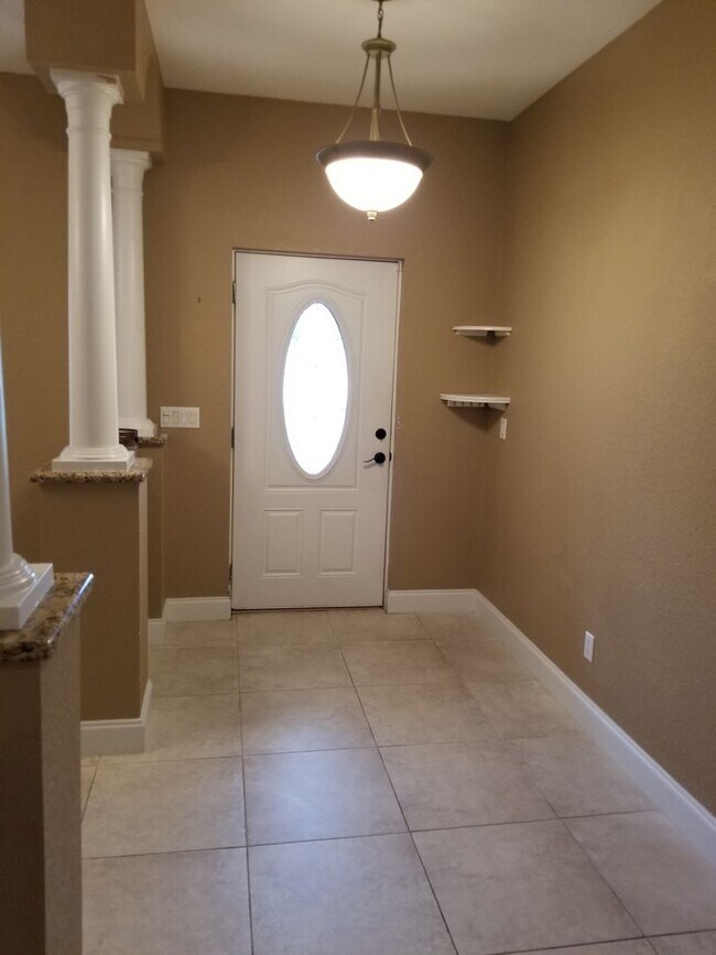 6321 Hobson St NE in St. Petersburg, FL - Building Photo - Building Photo