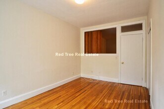 33 Lancaster Terrace in Brookline, MA - Building Photo - Building Photo
