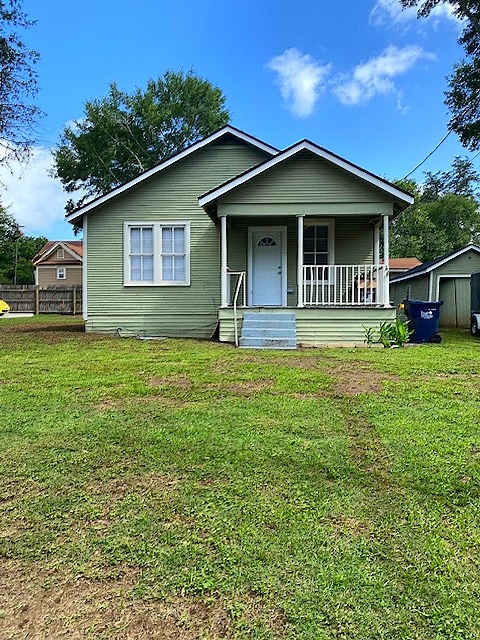 property at 508 W 6th St