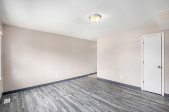 19026 E Swope Trail in Independence, MO - Building Photo - Building Photo