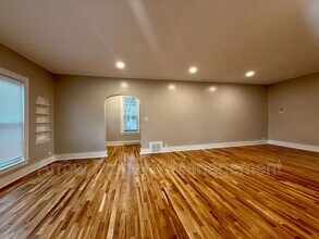 2046 S 26th St in Lincoln, NE - Building Photo - Building Photo