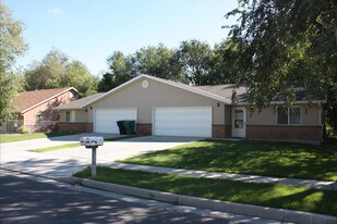 7723 S 1530 W in West Jordan, UT - Building Photo