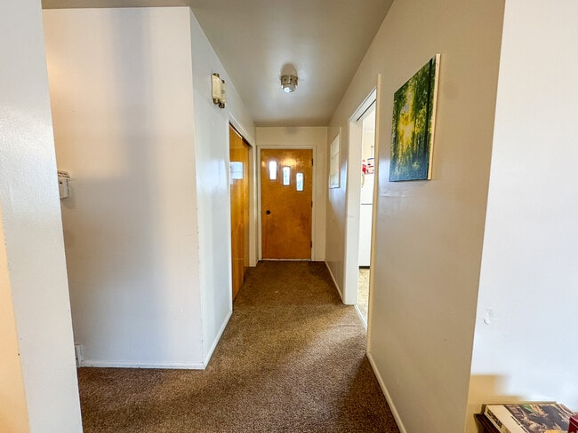 845 E 820 N in Provo, UT - Building Photo - Building Photo