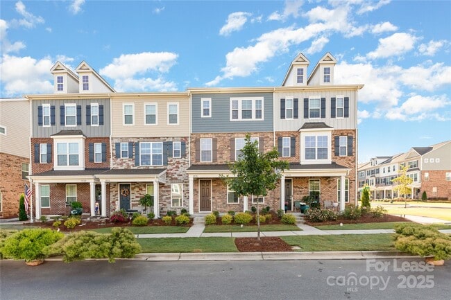 10114 Hemingway Pl in Charlotte, NC - Building Photo - Building Photo