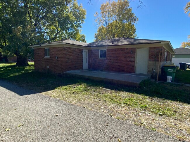 220 Maple St in Westfield, IN - Building Photo - Building Photo