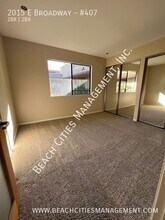 2015 E Broadway in Long Beach, CA - Building Photo - Building Photo