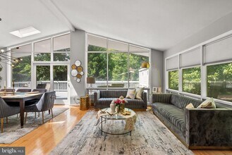 7713 Arrowood Ct in Bethesda, MD - Building Photo - Building Photo