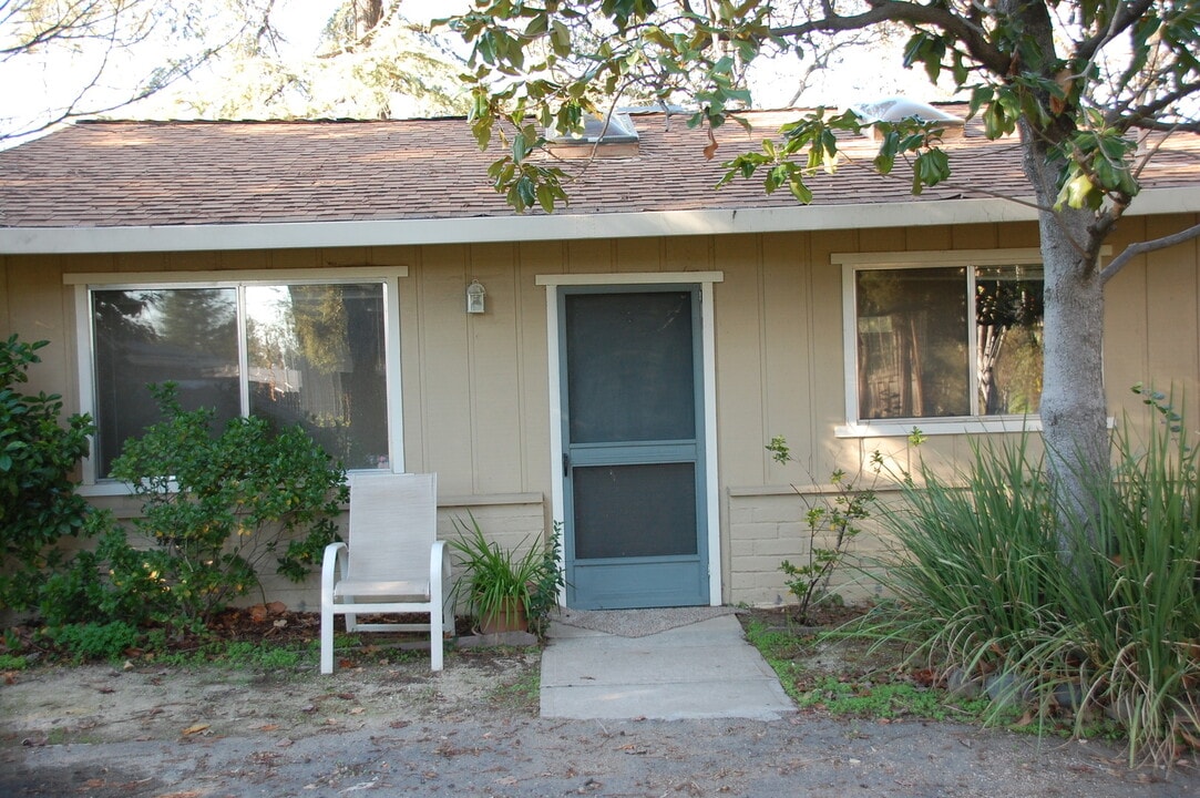8141 Forest Oak Way in Citrus Heights, CA - Building Photo