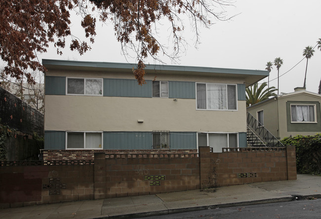 822 E 24th St in Oakland, CA - Building Photo - Building Photo