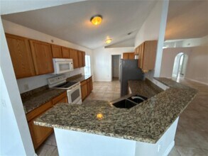 10455 Fly Fishing St in Riverview, FL - Building Photo - Building Photo