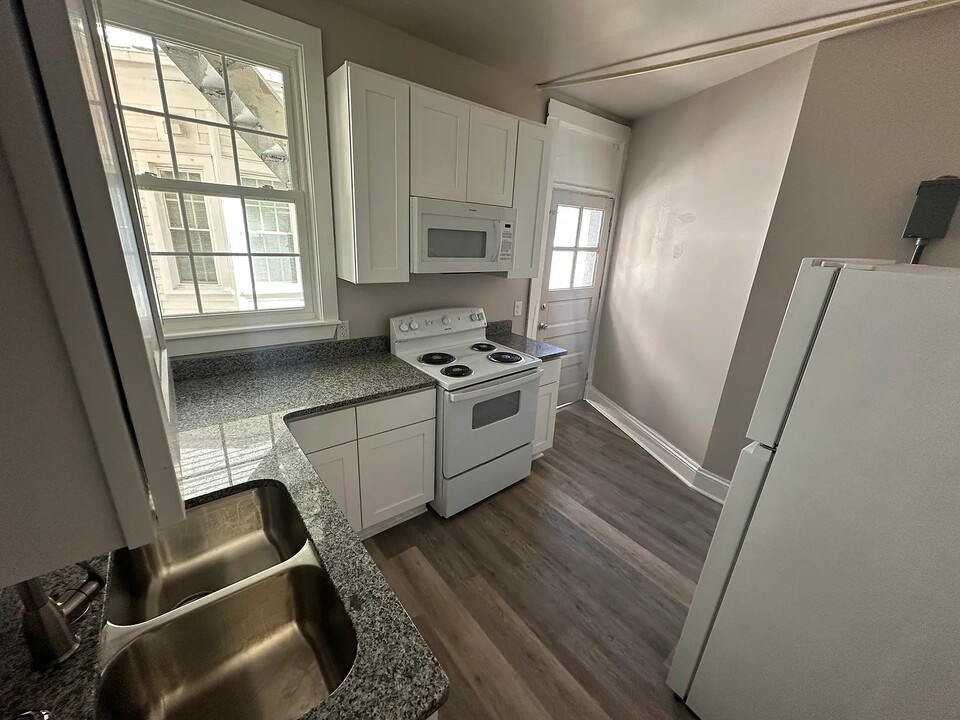 309 North St in Portsmouth, VA - Building Photo