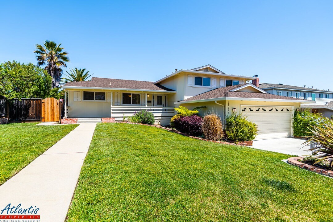 21603 Castleton St in Cupertino, CA - Building Photo