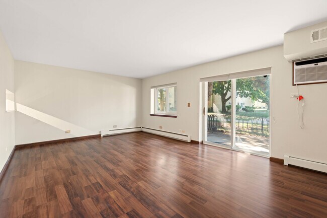 525 S Cleveland Ave in Arlington Heights, IL - Building Photo - Building Photo