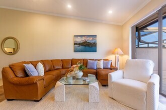 533 Prestwick Cir in Palm Beach Gardens, FL - Foto de edificio - Building Photo