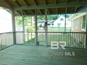 25 Laurel Ave in Fairhope, AL - Building Photo - Building Photo