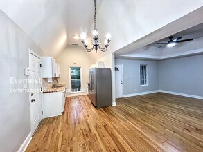 1180 Garibaldi St SW in Atlanta, GA - Building Photo - Building Photo