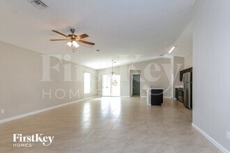 3542 SW Viceroy St in Port St. Lucie, FL - Foto de edificio - Building Photo