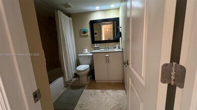 8871 Wiles Rd in Coral Springs, FL - Building Photo - Building Photo