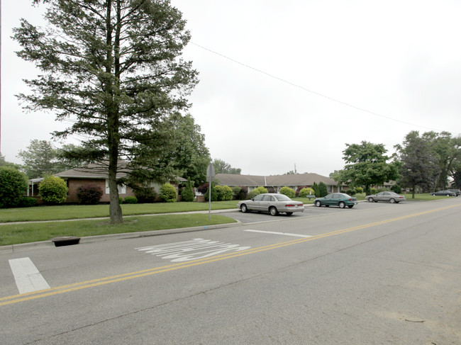 110 Sturbridge Rd in Columbus, OH - Foto de edificio - Building Photo