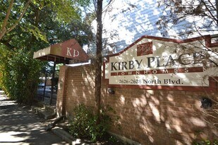 2626 North Blvd in Houston, TX - Building Photo