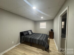 319 Connelly Springs Rd in Lenoir, NC - Building Photo - Building Photo