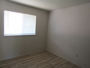 250 Cleveland Ave in Sacramento, CA - Building Photo - Building Photo