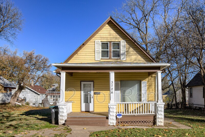 3724 Grand Ave in Omaha, NE - Foto de edificio
