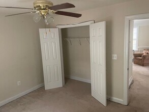 100 Morton Ct in Manassas Park, VA - Building Photo - Building Photo