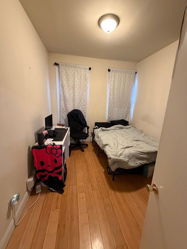 1630 N Sydenham St in Philadelphia, PA - Building Photo - Building Photo