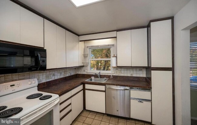 property at 6507 Byron Ave