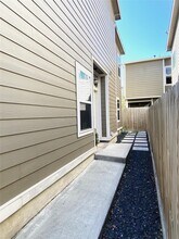 305 Felt Cir in Houston, TX - Building Photo - Building Photo