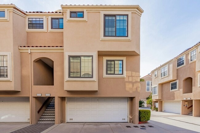 815 W 15th St in Newport Beach, CA - Building Photo - Building Photo