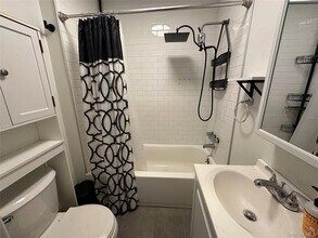 185 McKinley Dr in Mastic Beach, NY - Building Photo - Building Photo