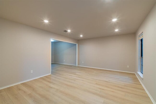 8007 Buckshot Trail in Austin, TX - Building Photo - Building Photo